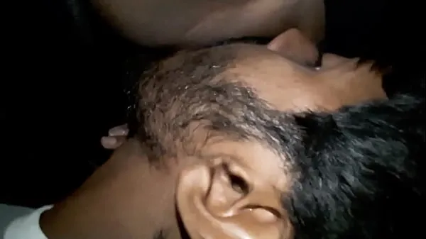 HD sucking my girlfriends pussy in a movie hall शीर्ष वीडियो