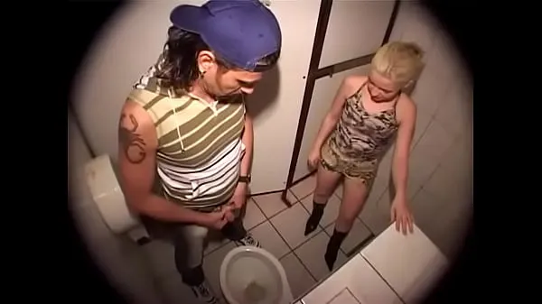 HD Pervertium - Young Piss Slut Loves Her Favorite Toilet topp videoer