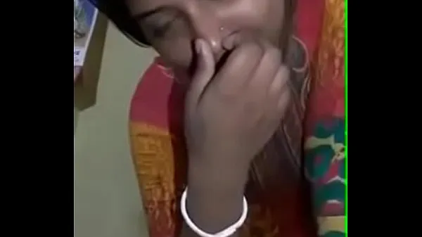 HD-Indian girl undressing topvideo's