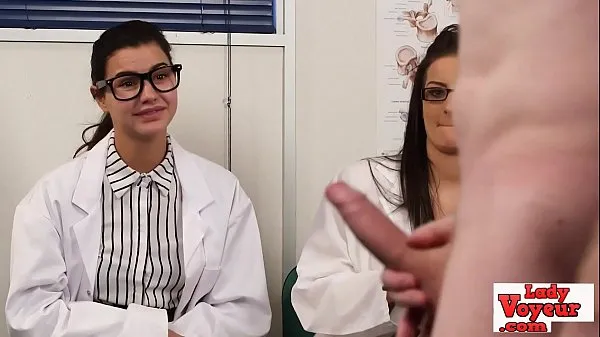 HD English voyeur nurses instructing tugging guy i migliori video