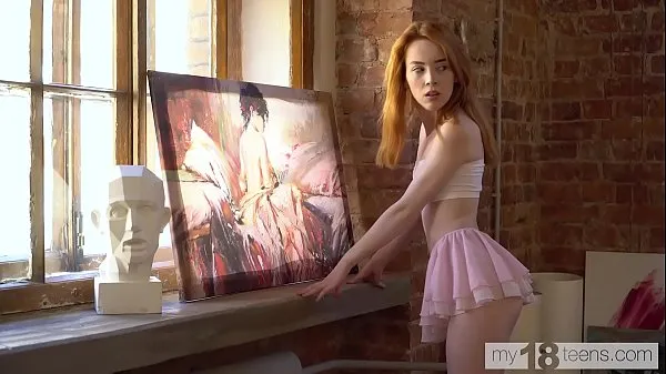 HD MY18TEENS - Amazing Lottie Magne masturbation in the art room κορυφαία βίντεο