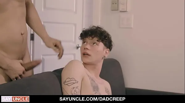 HD Lazy Stepdaddy and gay stepson bareback anal sex najboljši videoposnetki
