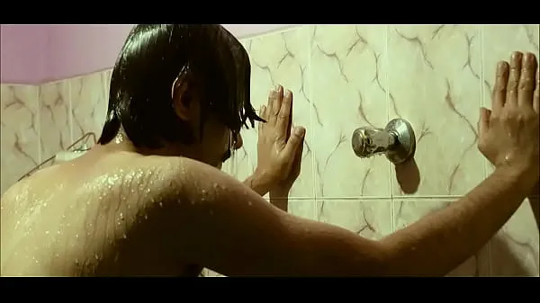 HD L'attore bengalese Raj kumar patra mostra un culo sexy, nudo completo nella scena della doccia dal film atanker choya i migliori video