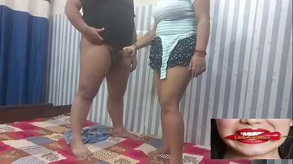 HD Indian Couple XXX | Indian couple getting horny at home | Indian Lovely Couple Enjoying أعلى مقاطع الفيديو