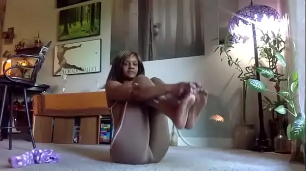 HD Yoga with Ginger MoistHer - Grab your toes and open those legs! (with me). Pussy balance? Ass precise, Ass Possible suosituinta videota