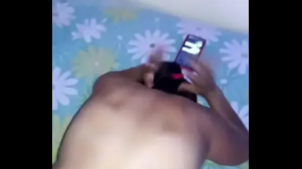 HD I give him x the ass while he talks on the phone शीर्ष वीडियो