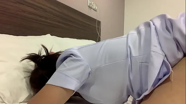 HD As soon as I get off work, I come and make arrangements with my husband. Fuckable nurse Video teratas
