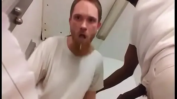 ایچ ڈی Prison masc fucks white prison punk ٹاپ ویڈیوز