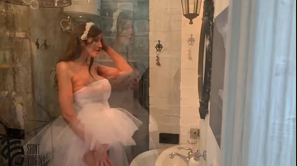 HDThe bride sucked the best man before the wedding and poured sperm all over her faceトップビデオ