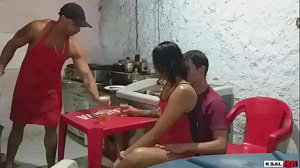 HD Musa Danny hot, goes with his new sweetheart, in the Mike Hot cafeteria, and is too soft for the head of the kitchen, and dirty with the pussy and the caba all enjoyed วิดีโอยอดนิยม