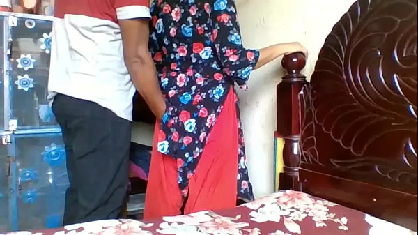 HD-Indian step sister surprised by her brother topvideo's