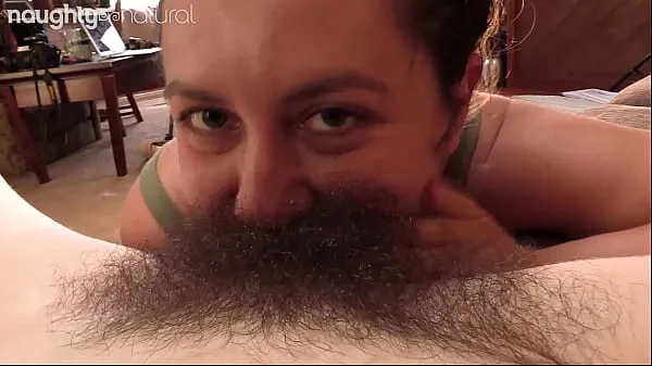 HD Bushy Queens Bury Faces in Each other in Hairy Pussy κορυφαία βίντεο