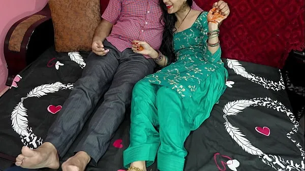HD Karvachauth special, Priya gets her ass licked instead of a gift. In clear Hindi voice top videoer
