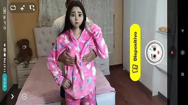 HD She is Fucked by her perverted caretaker while he records her with his mobile Video teratas