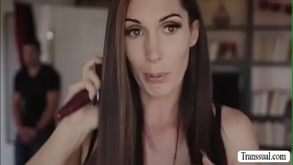 HD Stepson bangs the ass of her trans stepmom أعلى مقاطع الفيديو