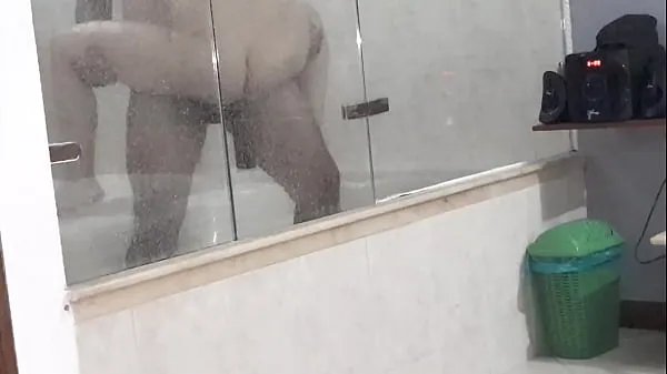 HD Argentinian asshole fucking and sucking in a hotel bathtub gives a rich ride top Videos