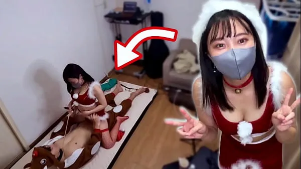 HD She had sex while Santa cosplay for Christmas! Reindeer man gets cowgirl like a sledge and creampie nejlepší videa