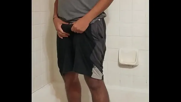 HD Alan Prasad bathroom cumshot. Desi boy jerks off for pleasureprinciple. Handsome hunk shows his body and masturbates najboljši videoposnetki