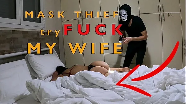 HD Mask Robber Try to Fuck my Wife In Bedroom أعلى مقاطع الفيديو
