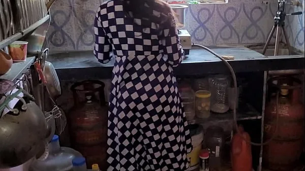 HD Brother-in-law took the native sister-in-law to the kitchen and fucked her nejlepší videa