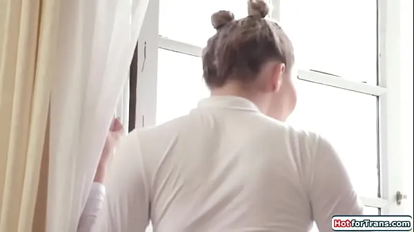 HD Pantyhosed shemale Emma Rose barebacked najlepšie videá