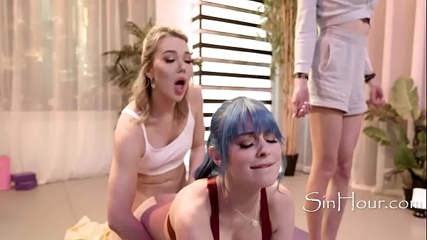HD True UNAGI Comes From Surprise Fucking - Jewelz Blu, Emma Rose Video teratas