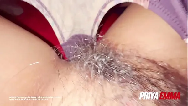 Najlepsze filmy w jakości HD Indian Aunty with Big Boobs spreading her legs to show Hairy Pussy Homemade Indian Porn XXX Video