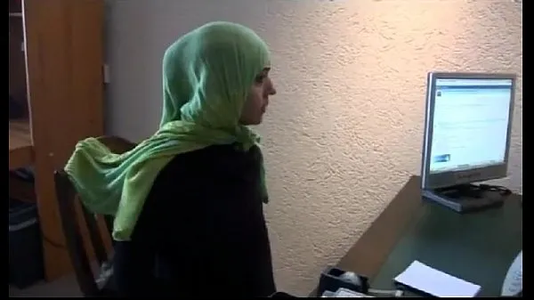 HD-Moroccan slut Jamila tried lesbian sex with dutch girl(Arabic subtitle topvideo's