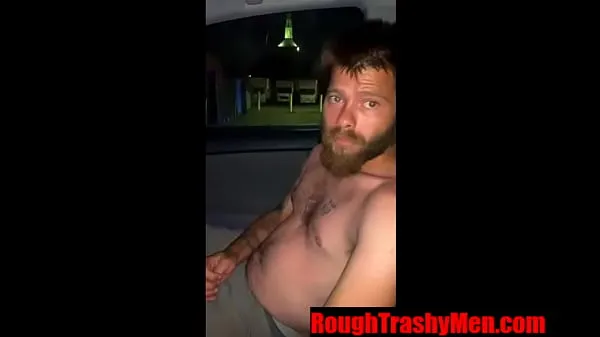 HD Homeless Stud sucks his first cock Video teratas