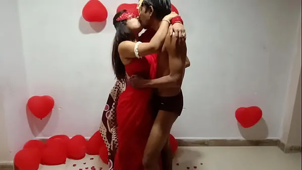 HD Newly Married Indian Wife In Red Sari Celebrating Valentine With Her Desi Husband - Full Hindi Best XXX top Videos