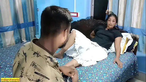 HD Beautiful bhabhi roleplay sex with local laundry boy! with clear audio Video teratas