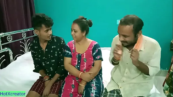 Najlepsze filmy w jakości HD Hot Milf Aunty shared! Hindi latest threesome sex