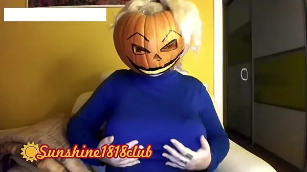 HD Happy Halloween pervs! Big boobs pumpkin cam recorded 10 31 najboljši videoposnetki