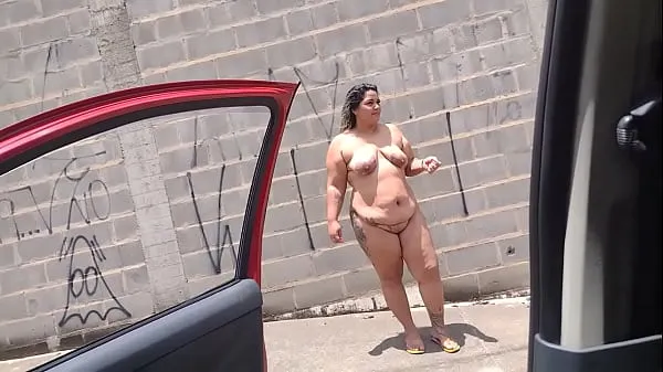 HD-MARY BUTTERFLY: my husband took me for a drive in the car naked through the streets, I couldn't stand it and went outside to mess with the males topvideo's