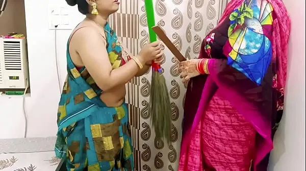 HD Indian wife shared with close friend! She was not ready for sex nejlepší videa