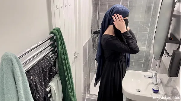 HD I caught gorgeous arab girl in niqab mastutbating in the bathroom top Videos
