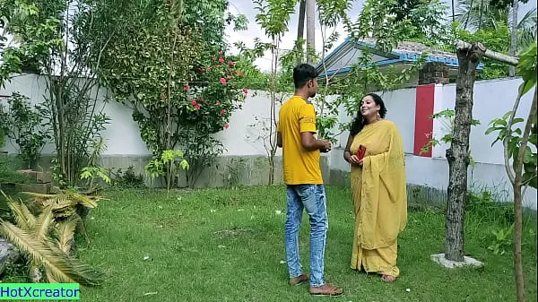 HD Indischer heißer Bhabhi-Sex mit unbekanntem Jungen! Bitte komm rein Top-Videos