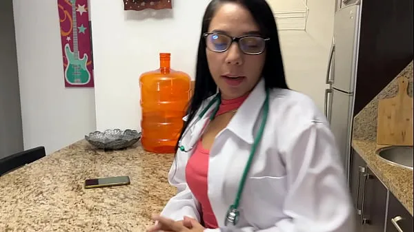 HD My Beautiful Doctor Stepmom Got the Wrong Pill and Now She Has to Help with her Stepson's Erection topp videoer