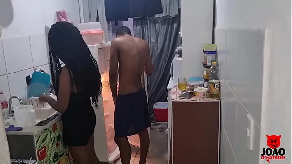 HD Husband wakes up with fire in his dick and catches his wife in the kitchen and lifts her on his lap and fucks her all over until she fills her pussy with cum शीर्ष वीडियो