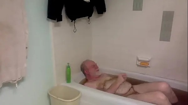 HD guy in bath top videoer