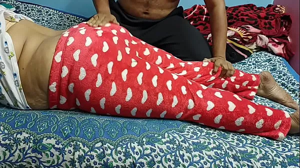 HD Innocent Bengali Wife Getting Massaged By Hotel Boy topp videoer