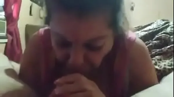 HD My girl loves swallowing dick and cum Video teratas