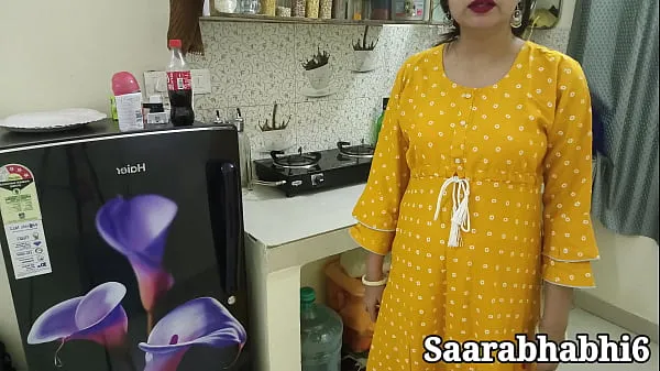 HD hot Indian stepmom got caught with condom before hard fuck in closeup in Hindi audio. HD sex video suosituinta videota