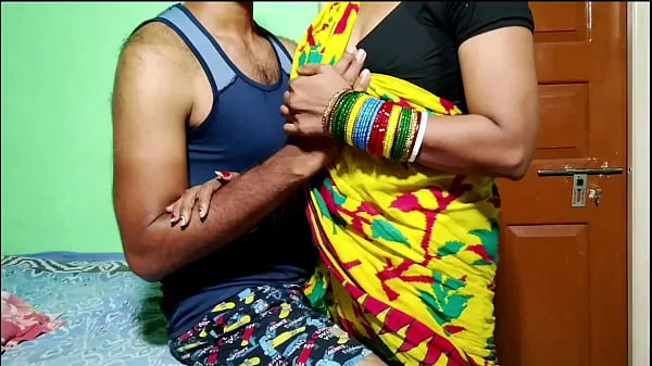 HD Caught the Bhabhi changing clothes then rough painful fucking in doggy Hindi Voice i migliori video