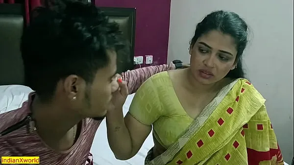 HD Young TV Mechanic Fucking Divorced wife! Bengali Sex κορυφαία βίντεο