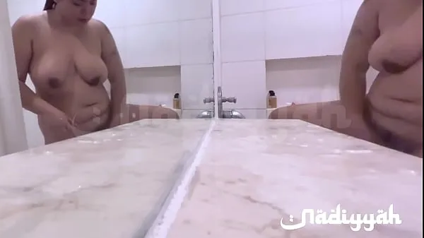 HD Watch Busty Arab Chubby Beauty Take Bath, I know you want to Fuck me topp videoer