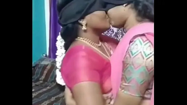 HD Tamil Aunties Lesbian शीर्ष वीडियो