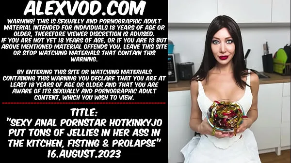 HD Sexy anal pornstar Hotkinkyjo put tons of jellies in her ass in the kitchen, fisting & prolapse Video teratas
