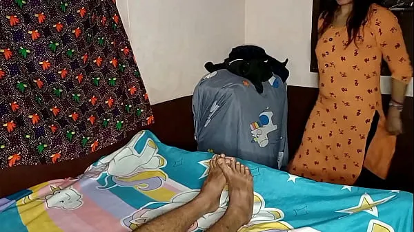 HD The owner fucked the maid under the pretext of cleaning the room Video teratas