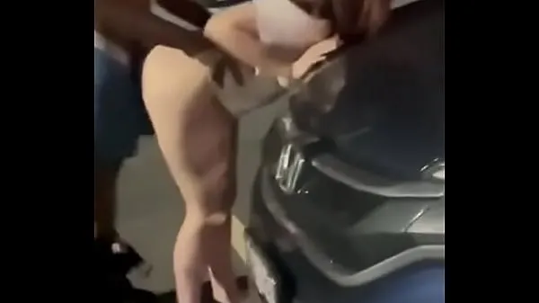 HD Beautiful white wife gets fucked on the side of the road by black man - Full Video Visit أعلى مقاطع الفيديو